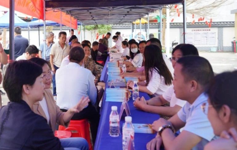 社會(huì)經(jīng)濟(jì)咨詢服務(wù) 賦能決策的智慧橋梁